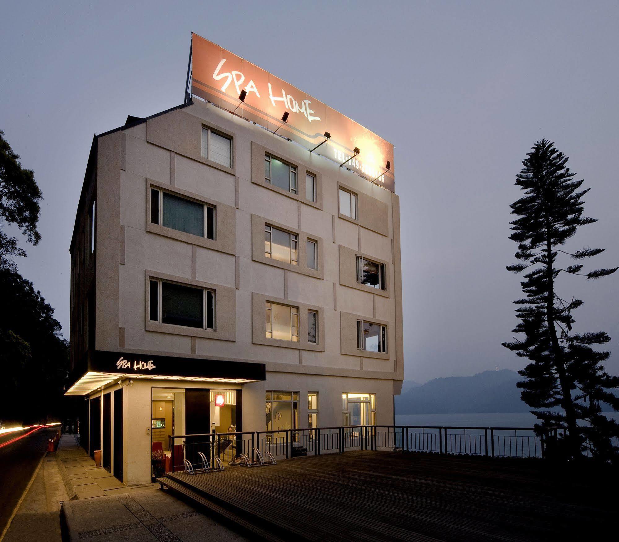 יוצ'י Spa Home Sun Moon Lake Luxury Lakeside Hotel מראה חיצוני תמונה