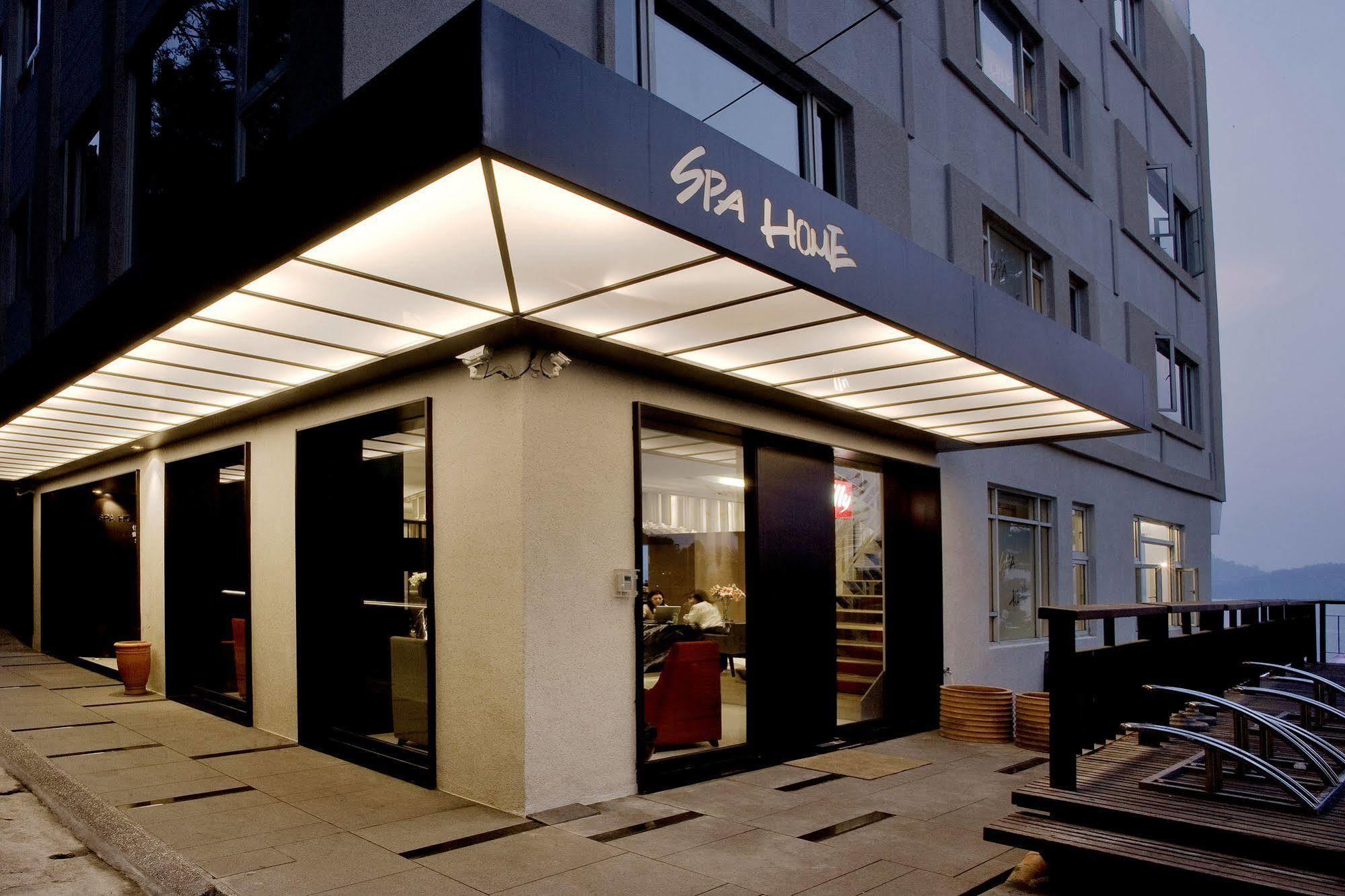 יוצ'י Spa Home Sun Moon Lake Luxury Lakeside Hotel מראה חיצוני תמונה