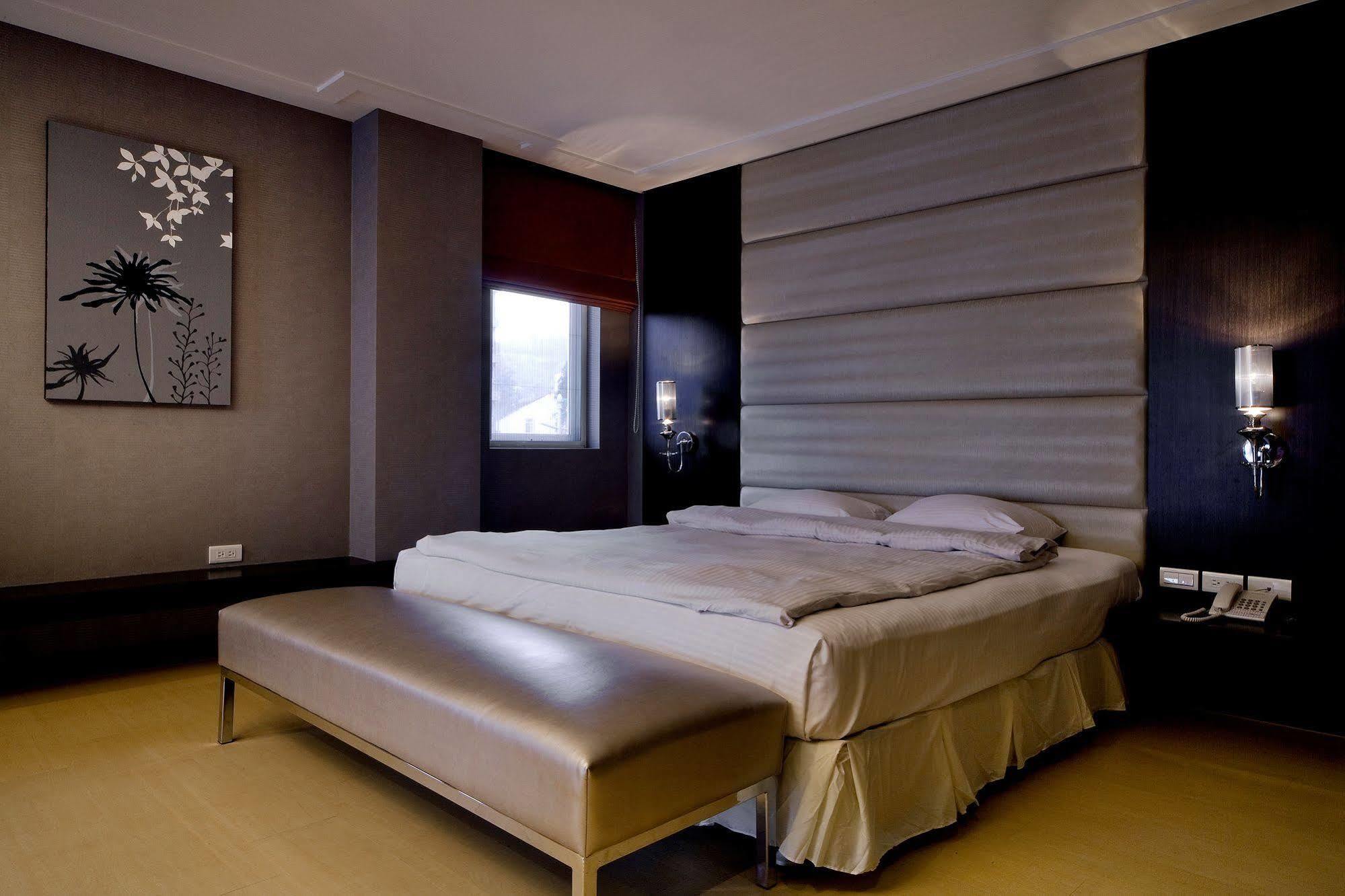 יוצ'י Spa Home Sun Moon Lake Luxury Lakeside Hotel מראה חיצוני תמונה